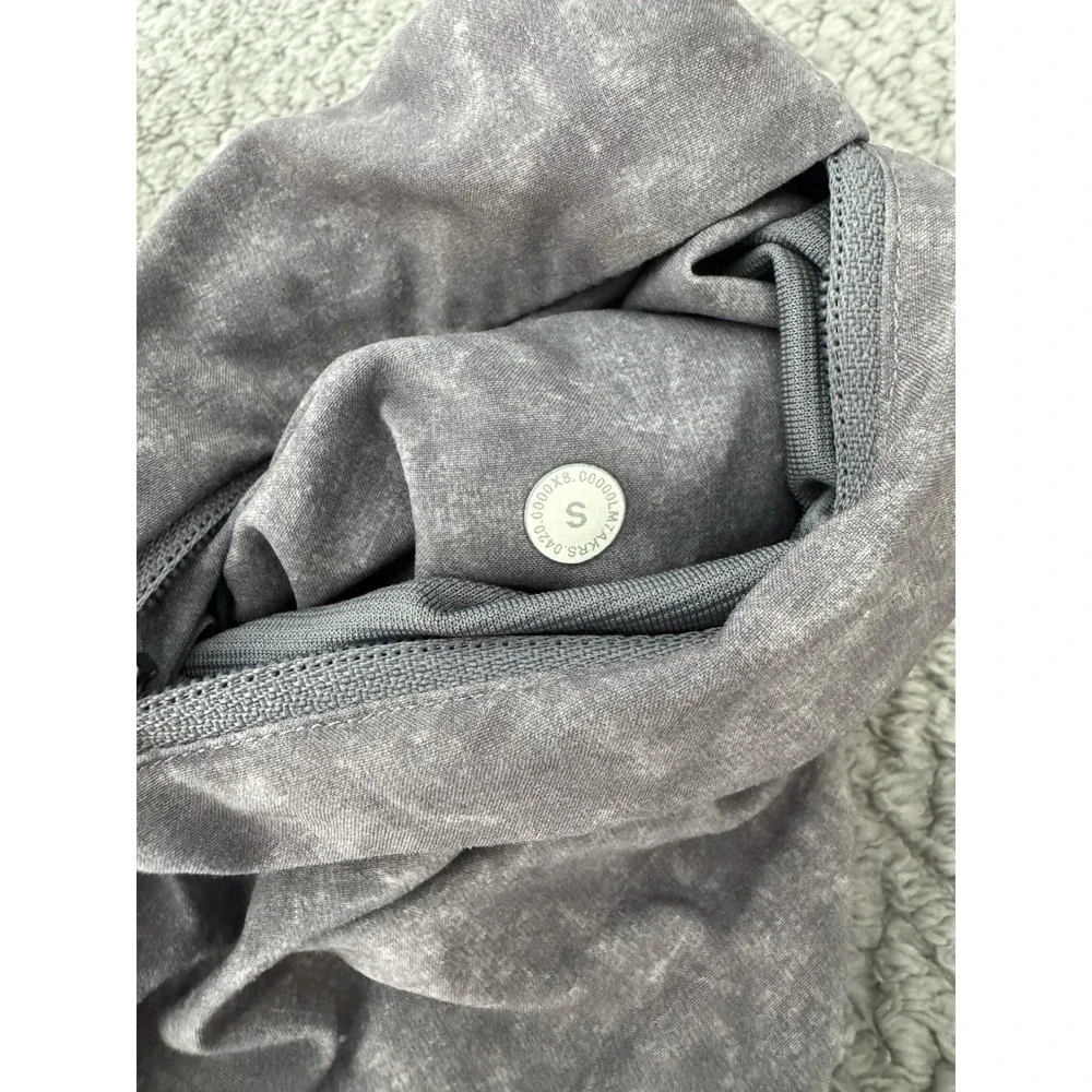 Lululemon T.H.E.‎ Shorts Linerless Stretch Men's Sz S Gray Gravel Dust Asphalt